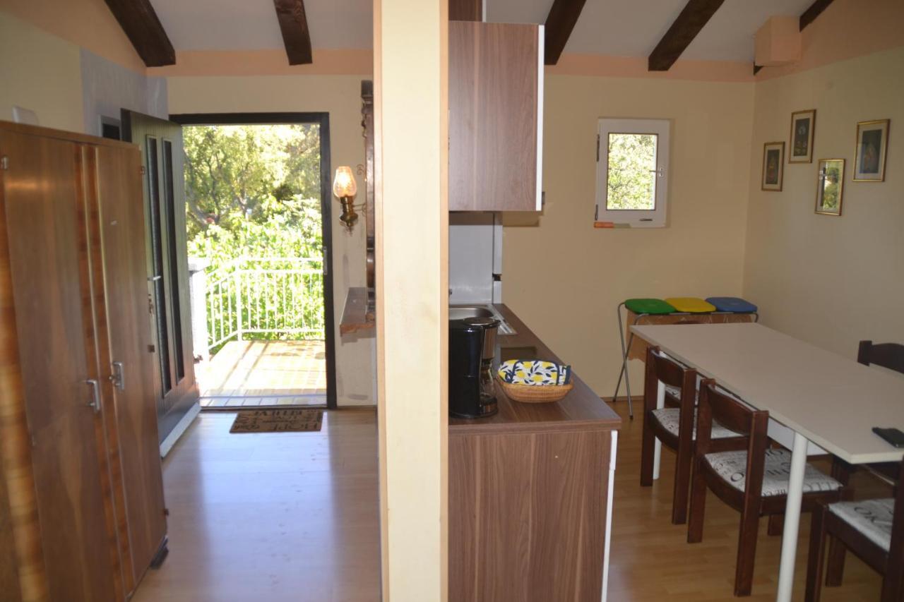 Villa Valkane Pet Friendly 150M From The Stunning Valkane Beach, City Indoor Pools-Fitness And City Mall Pula Exterior foto